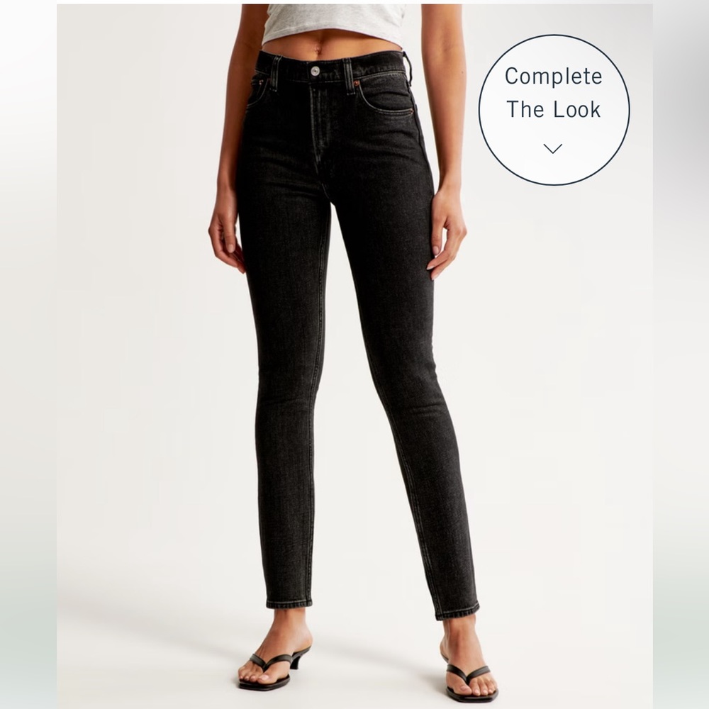 Abercrombie Curve Love Skinny High Rise Black